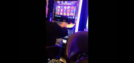 High Roller Doing $500 Bets - $45,000.00 Feature!!
