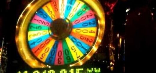 High Rollers Wheel of Fortune slot bonus! $100 a spin
