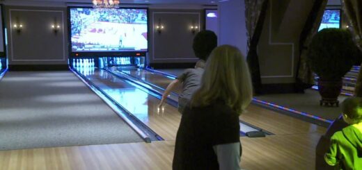 High Rollers Luxury Bowling