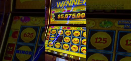 High Rolling On Slot Machine & HUGE JACKPOT  #shorts