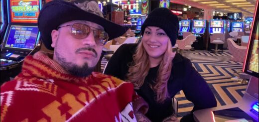 ?LIVE in LAS VEGAS ?TACOS & SLOTS ? (PART 2)