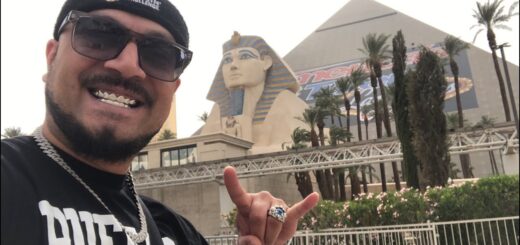 ?LIVE in LAS VEGAS ?SEVERE WINDSTORM ALERT?? “sheeeeesh”