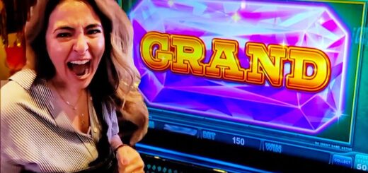 THE BIGGEST LAS VEGAS GRAND JACKPOT EVER!!!!!