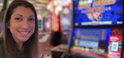 Heart Pumping! High Limit Hot Roll Video Poker at Resorts World #highlimit #videopoker #vegas