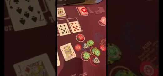 Last hand BLIND HIT QUADS!   ULTIMATE TEXAS HOLDEM