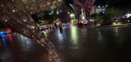 Live from the Las Vegas Strip!