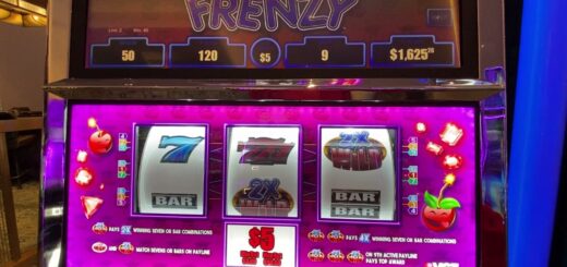 Real Luck Started with $225 then boom on Polar high Roller Lightning Wilds $45 bet.