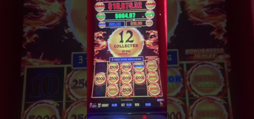 OMG? Massive hit on $5 Bet #liveinlasvegas #slots #viral