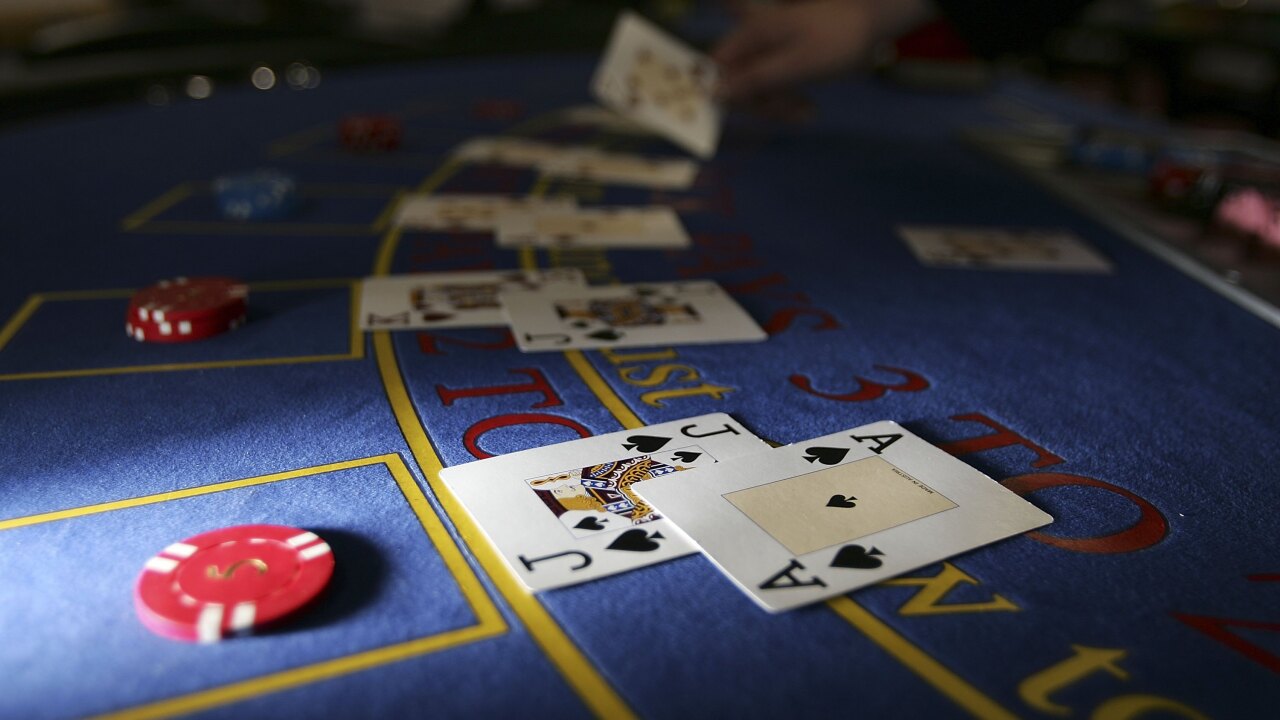 The best and worst casino game odds